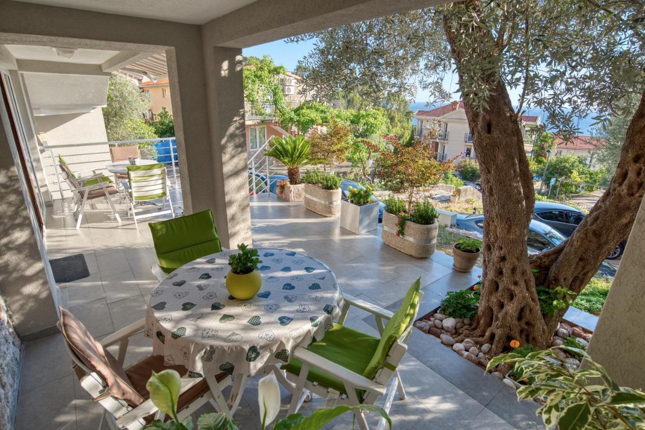 Apartman Marija LUX Sveti Stefan Bagian luar foto